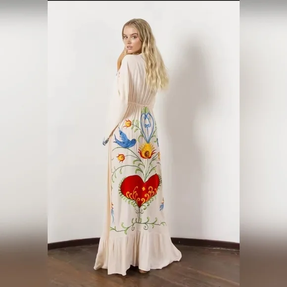 Beige and Red V-Neck Maxi Sundress with Bishop Sleeves - Picture 12 of 15